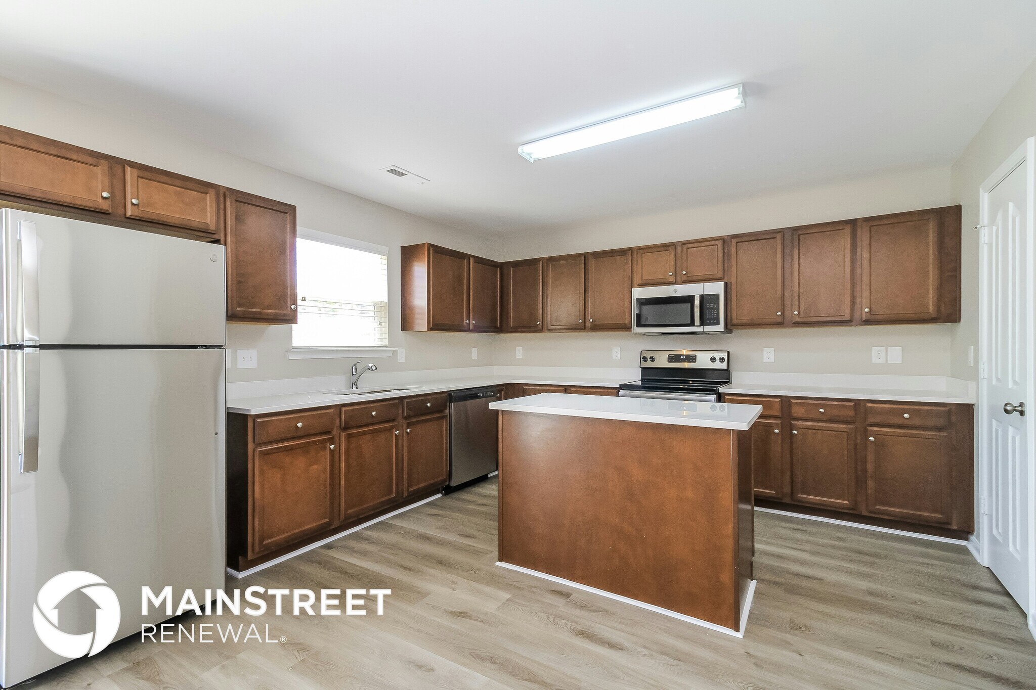 Building Photo - 260 Mount Olivet Dr