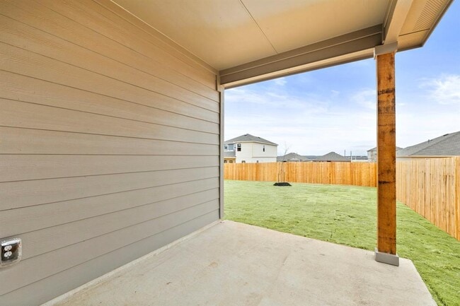 Building Photo - 3209 Ridge Pl