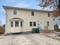 Building Photo - 117 Old Post Rd