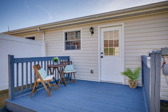 Building Photo - 14251 Lariat Lp