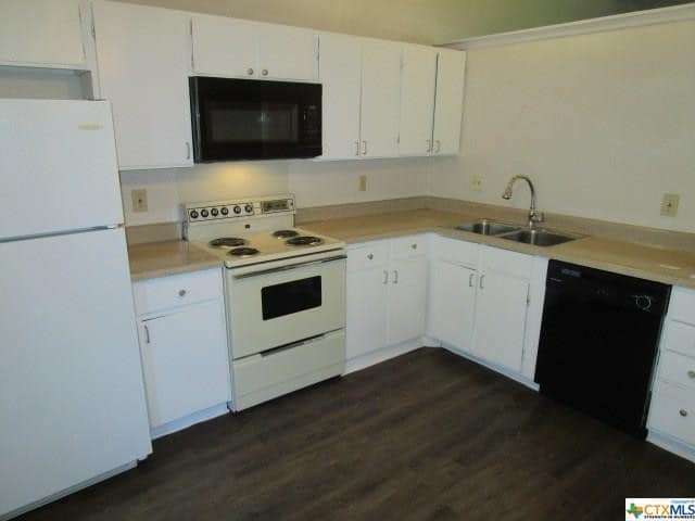 Building Photo - 7012 Glen Pass