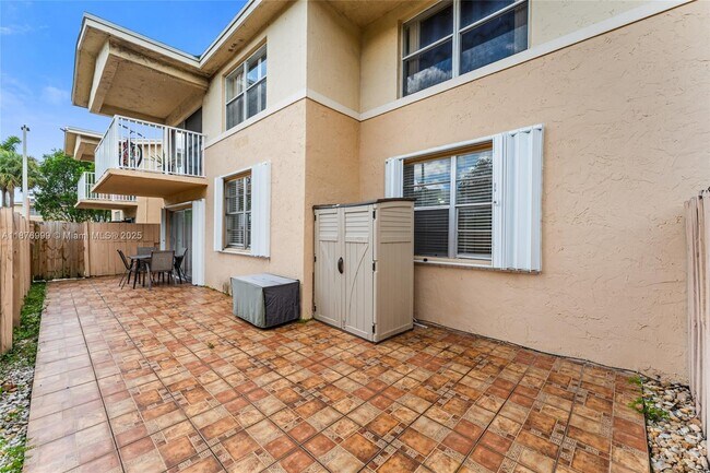 Building Photo - 4300 NW 79th Ave