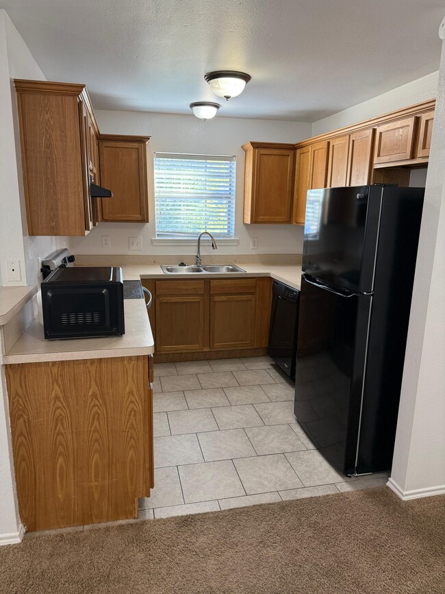 Building Photo - 1920 Galveston Ave