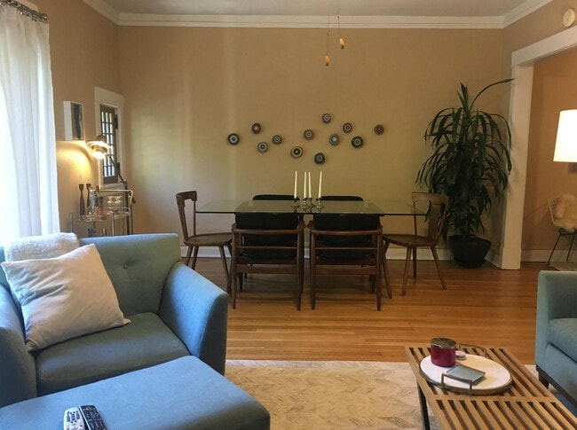 Building Photo - 1101 W Pratt Blvd