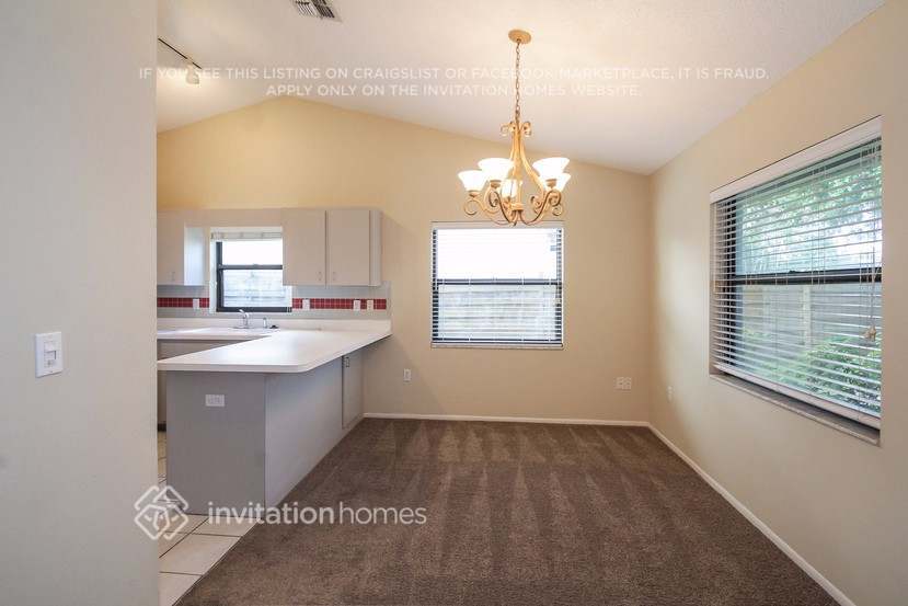 Building Photo - 7806 38th Ct E