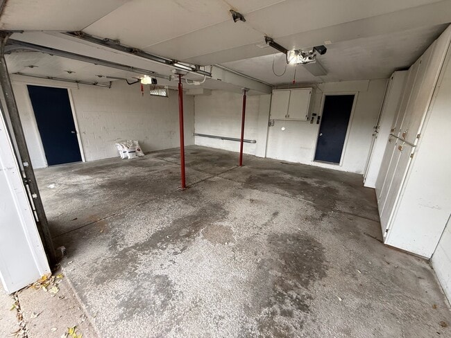 Building Photo - 60 Judson Rd