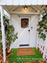 Building Photo - 2119 Cleveland Blvd