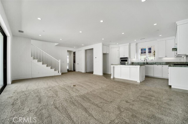 Building Photo - 109 Dolci