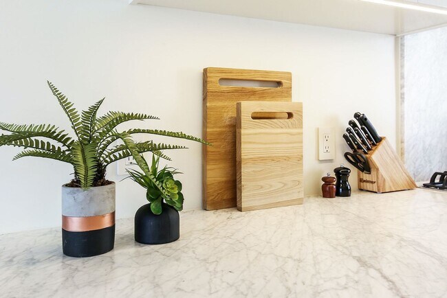 Building Photo - 75 Hancock St