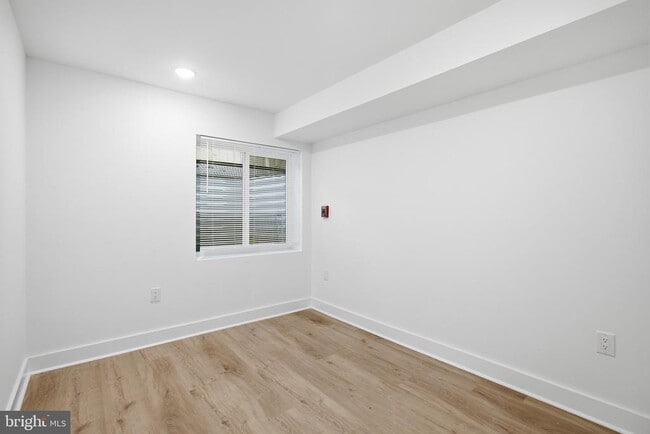 Building Photo - 4312 Pennsgrove St