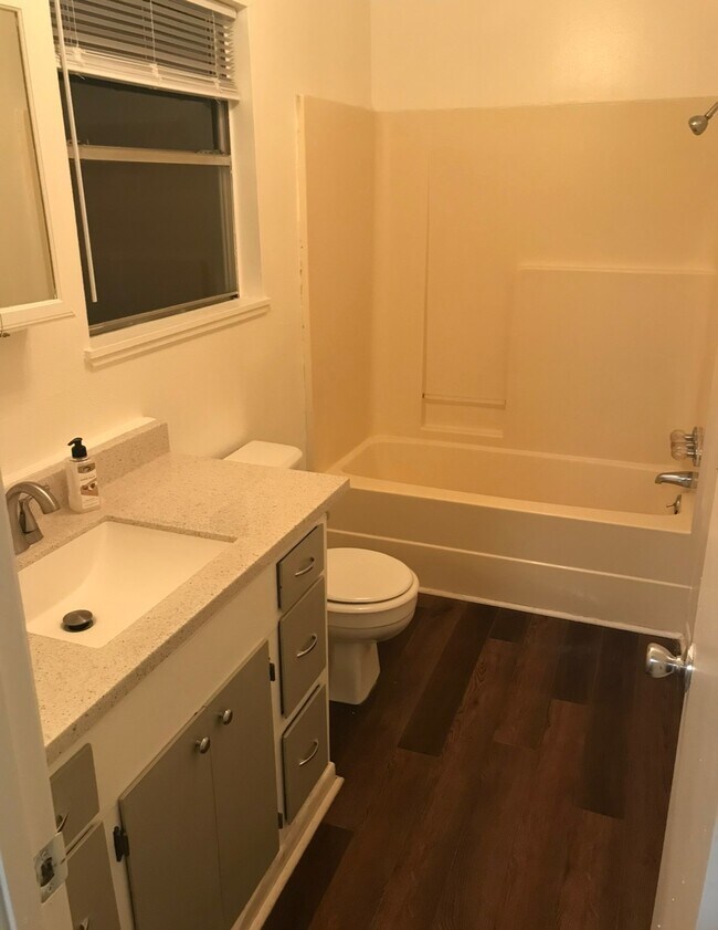 Building Photo - 567 Co Rd 128