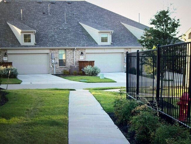 Building Photo - 7220 Merlot Pl