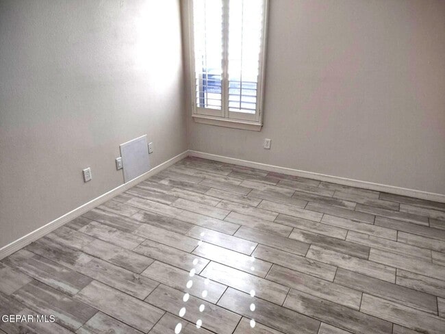 Building Photo - 2828 Bear Rock Pl