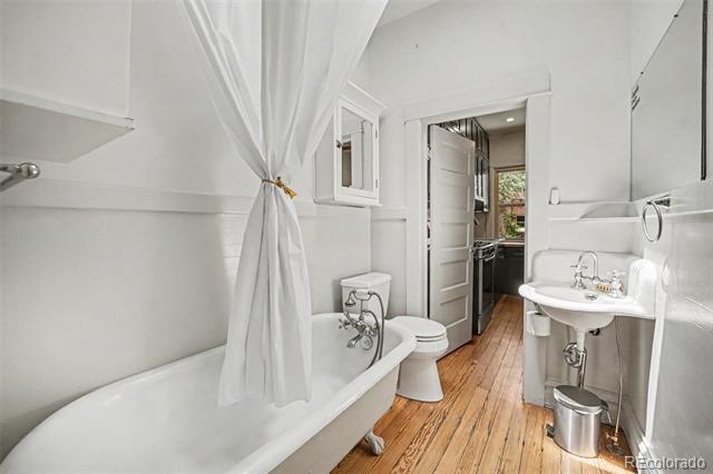 Building Photo - 3427 Meade St