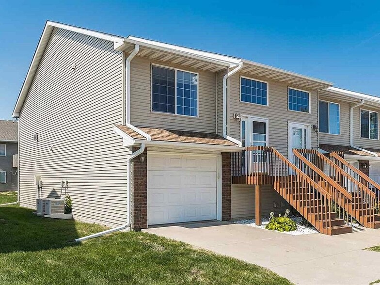 Building Photo - 1455 Easton Ln