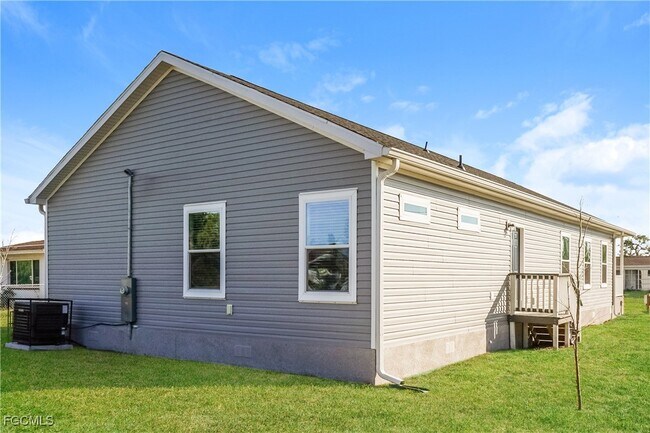 Building Photo - 12311 Tangier St