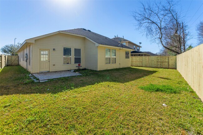 Building Photo - 11723 Cypress Creek Forest Dr