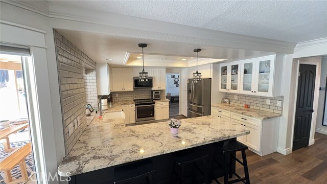 Building Photo - 30537 Longhorn Dr
