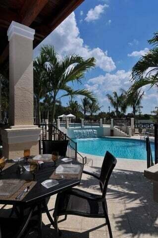 Building Photo - 8099 Cassia Dr