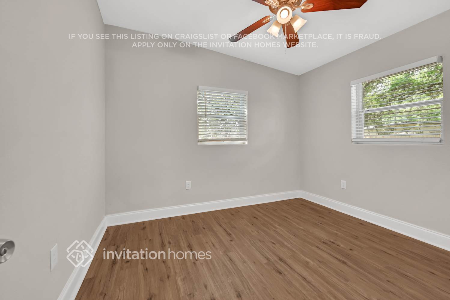 Building Photo - 1326 42nd St