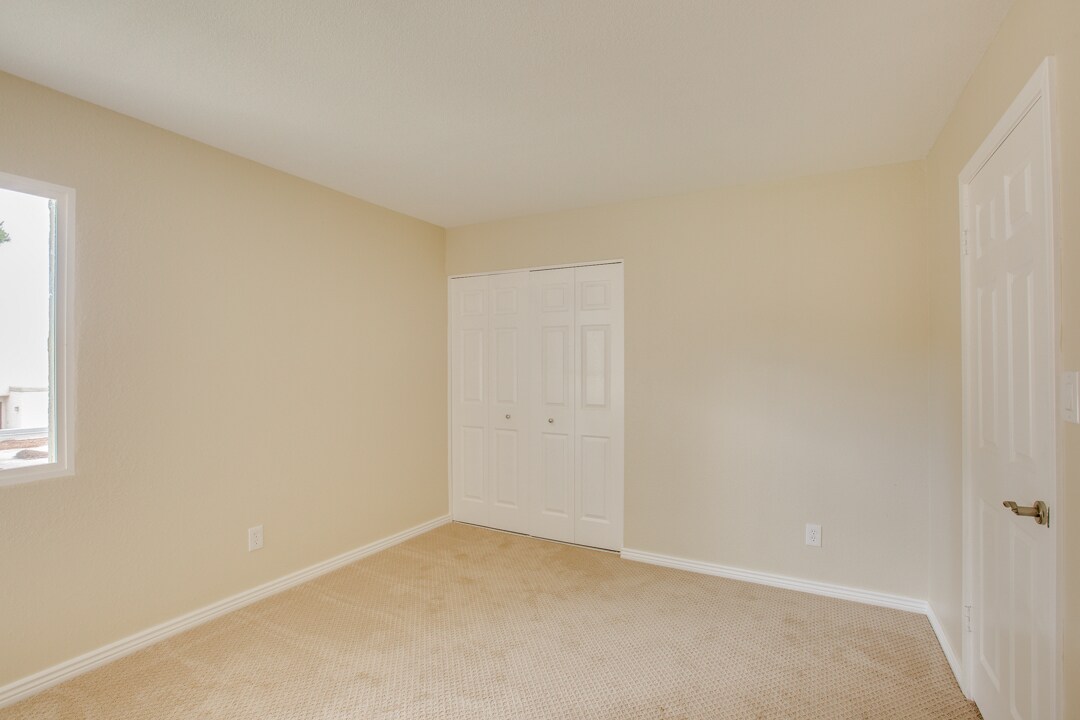 Building Photo - 6007 N 79th Street