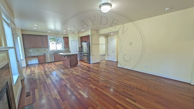 Building Photo - 4572 NW 175th Pl
