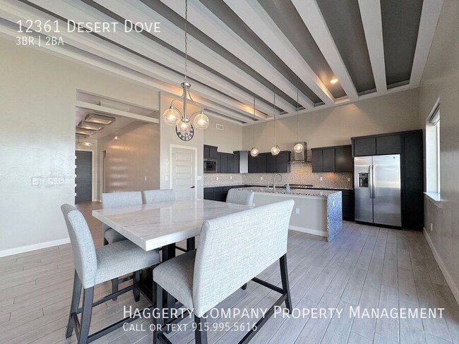 Building Photo - 12361 Desert Dove Ave