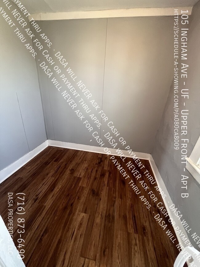 Building Photo - 105 Ingham Ave