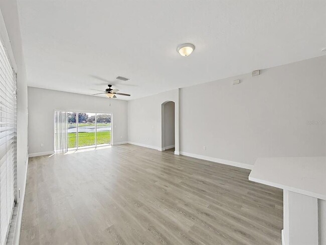 Building Photo - 11908 Fern Blossom Dr