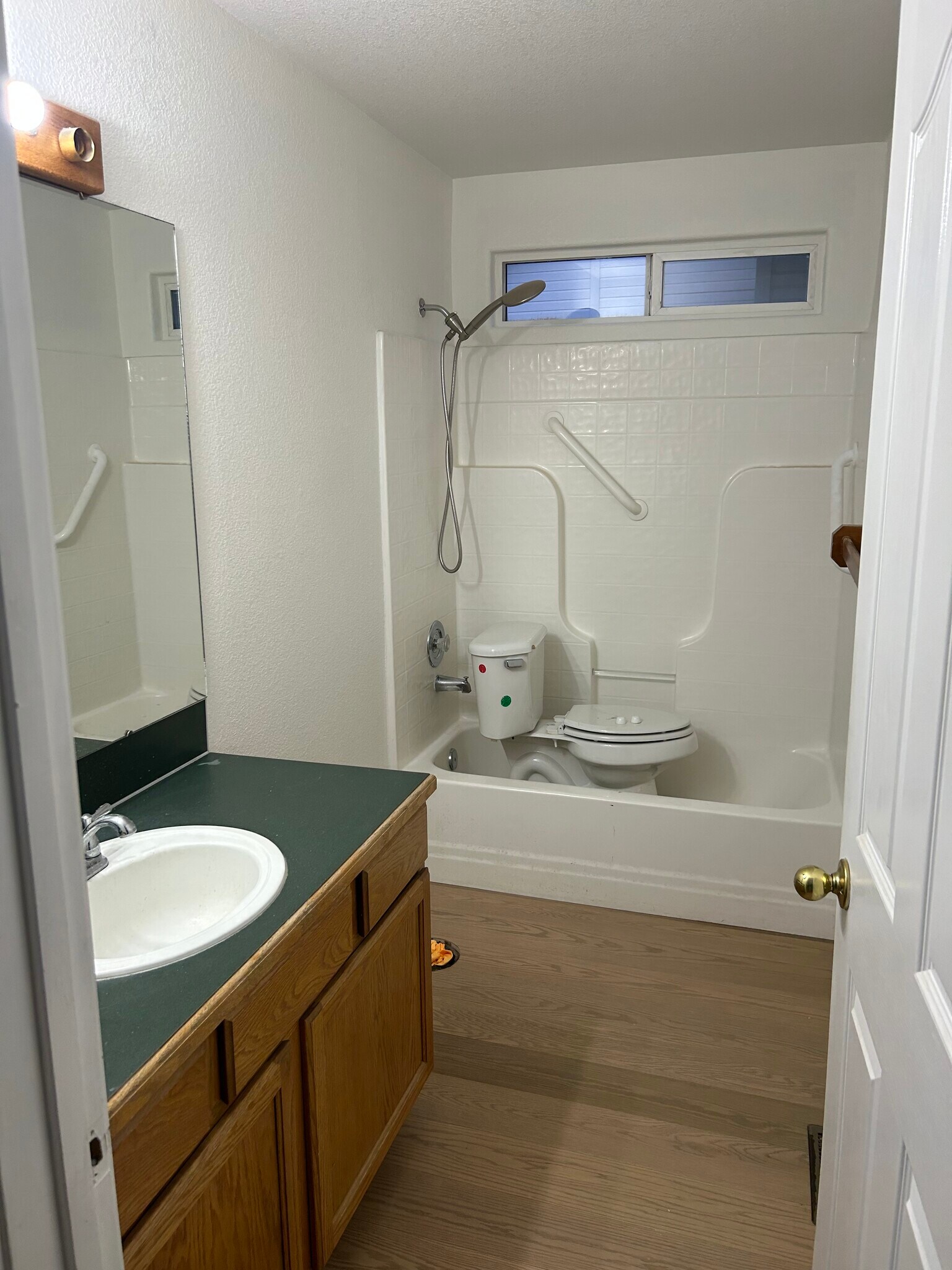 Building Photo - 3720 E Presidential Dr