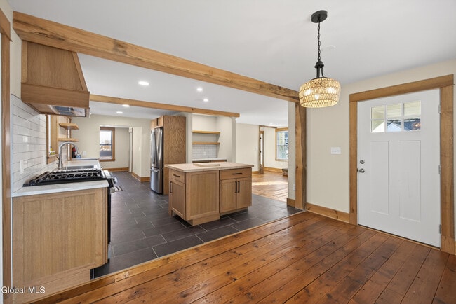 Building Photo - 34 Wilton Rd