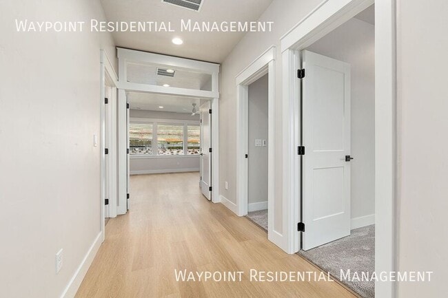 Building Photo - 3570 E Interstellar Ct