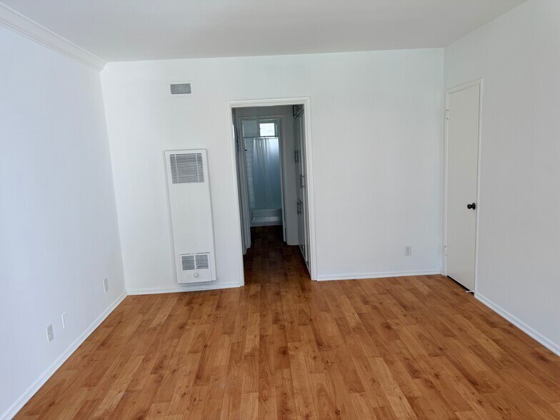 Building Photo - 4451 Murietta Ave