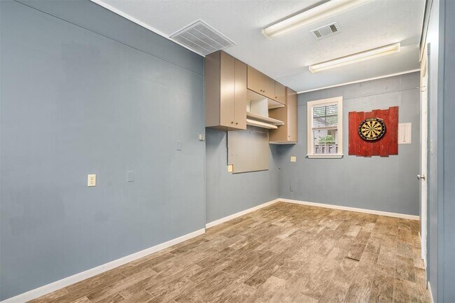 Building Photo - 50 N Cochrans Green Cir