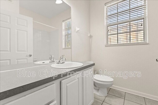 Building Photo - 6402 Cava Alta Dr