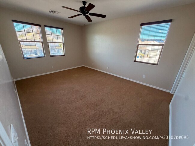 Building Photo - 5131 W Saddlehorn Rd