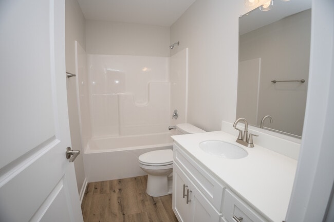 Building Photo - 836 El Dorado Dr