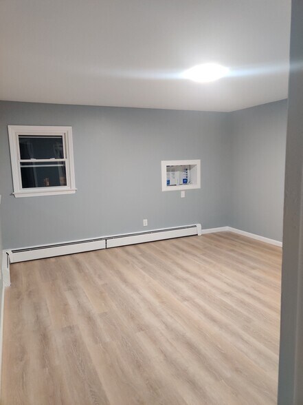 Master Bedroom - 186 Highland Ave