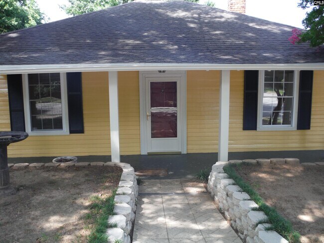 Building Photo - 2331 Gadsden St