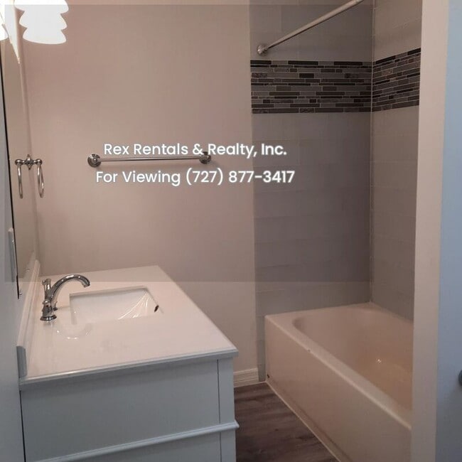 Building Photo - 4811 26th Ave S