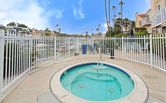 Building Photo - Condo on Beautiful Carlsbad Lagoon!!