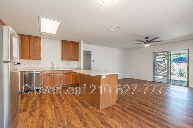 Building Photo - 15407 Canteen Creek Dr