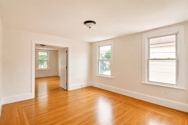 Building Photo - 23 Mt Vernon St