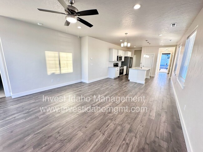 Building Photo - Brand new construction home available now!