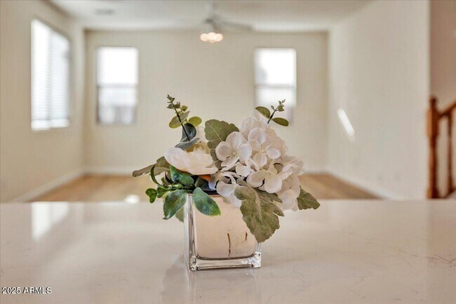 Building Photo - 9021 W Villa Maria Dr