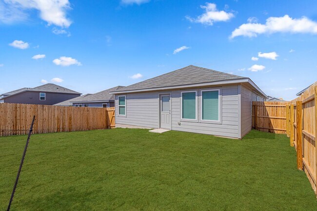 Building Photo - MOVE IN READY 4 BD | 2 BA | 2 CAR GARAGE BRAND NEW HOME! 211/POTRANCO RD.