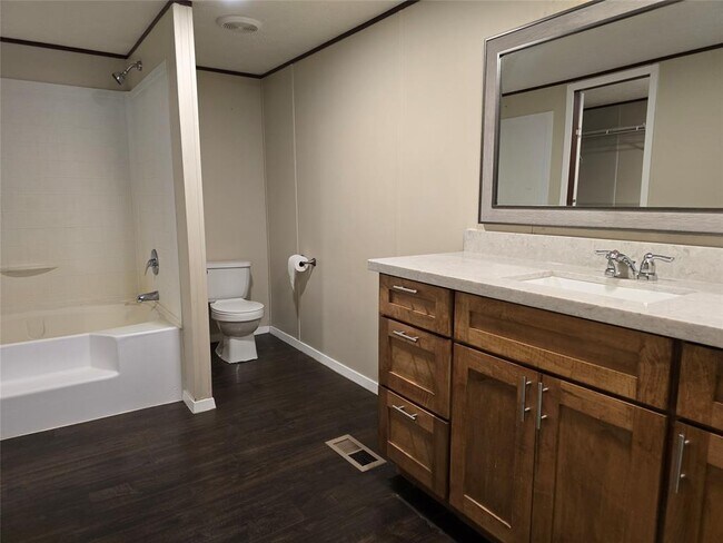 Building Photo - 309 N Buffalo Ave