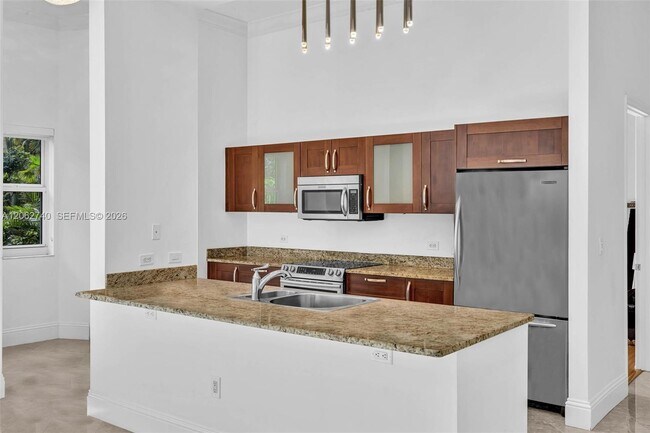 Building Photo - 20000 E Country Club Dr