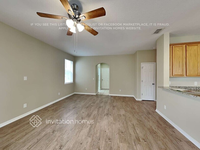 Building Photo - 2101 Cedar Garden Dr