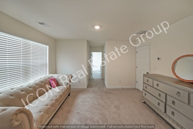 Building Photo - 5/4 home in INDEPENDENCE COMMUNITY